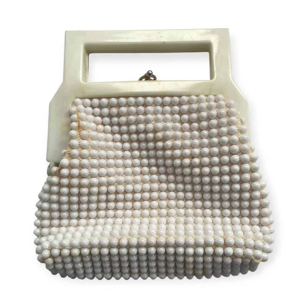 Vintage LaRegale ltd. top handle purse | white | kiss clasp | no missing beads